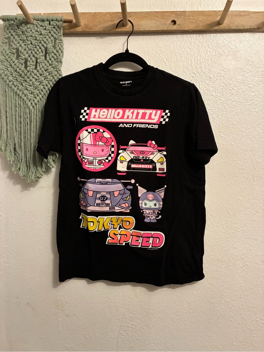 Old Navy Black Hello Kitty & Friends Tokyo Speed Graphic Tee